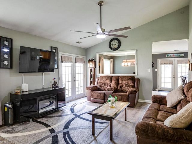 3440 Daffodil CRES, Virginia Beach, VA 23453