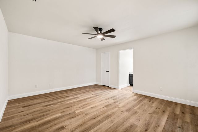 2403 Beverly Hills Lane, Mesquite, TX 75150