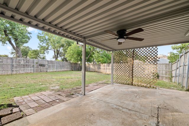 2403 Beverly Hills Lane, Mesquite, TX 75150