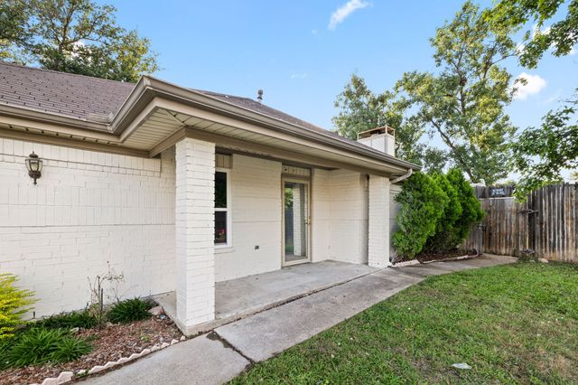 2403 Beverly Hills Lane, Mesquite, TX 75150