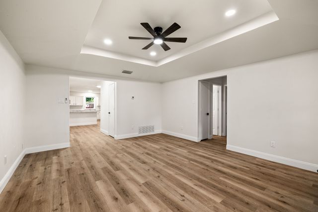 2403 Beverly Hills Lane, Mesquite, TX 75150