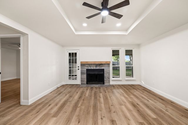 2403 Beverly Hills Lane, Mesquite, TX 75150