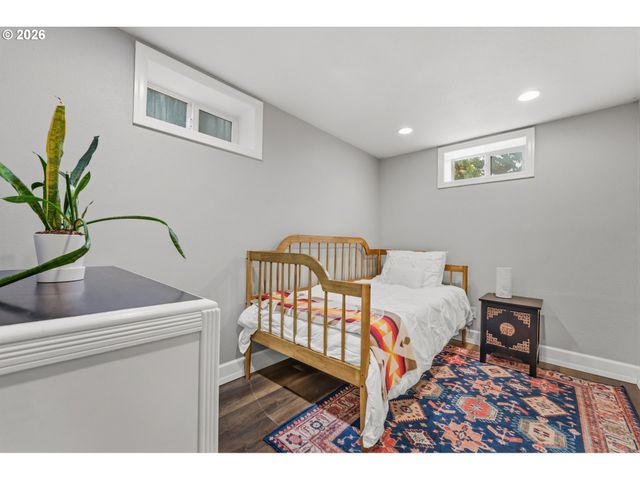 125 W 37TH St, Vancouver, WA 98660