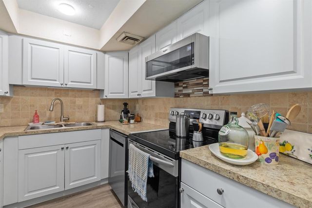 2437 HARBOR BOULEVARD 204, Port Charlotte, FL 33952