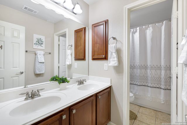 21838 Thunder Basin, San Antonio, TX 78261
