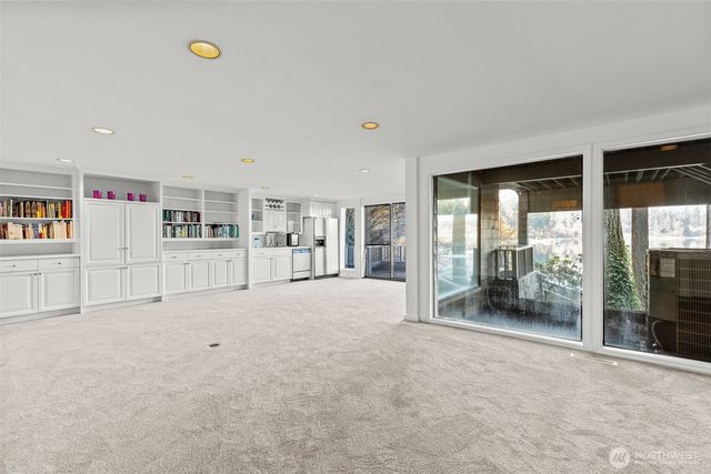 22 Loch Lane SW, Lakewood, WA 98499