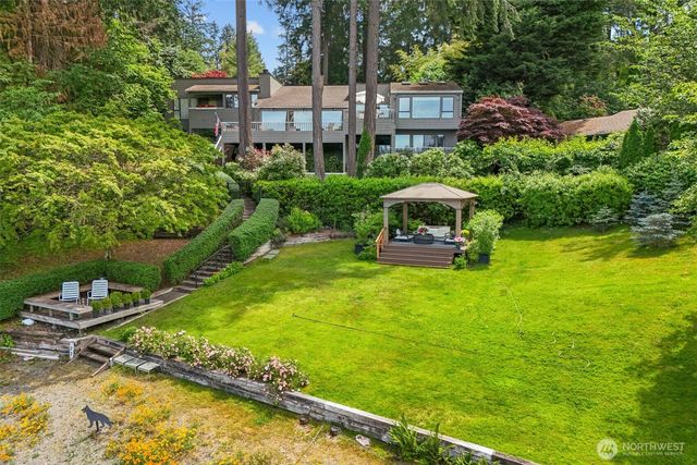 22 Loch Lane SW, Lakewood, WA 98499