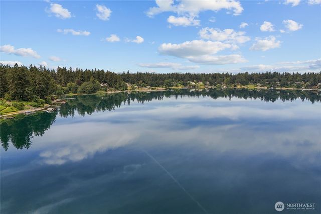 22 Loch Lane SW, Lakewood, WA 98499