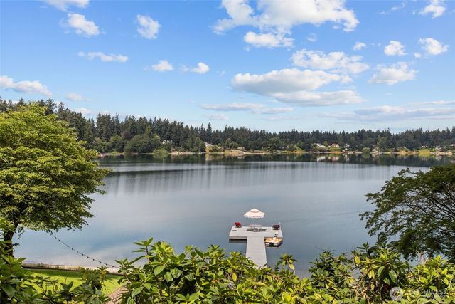 22 Loch Lane SW, Lakewood, WA 98499