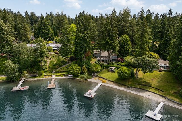 22 Loch Lane SW, Lakewood, WA 98499