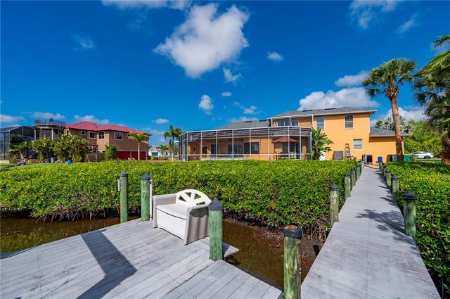 1356 TREMONT TERRACE, Port Charlotte, FL 33953