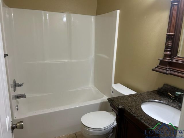 42 Wingwood Terrace, Marshall, TX 75670