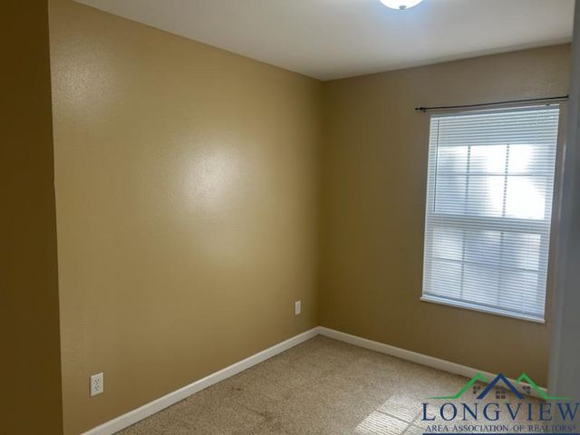 42 Wingwood Terrace, Marshall, TX 75670