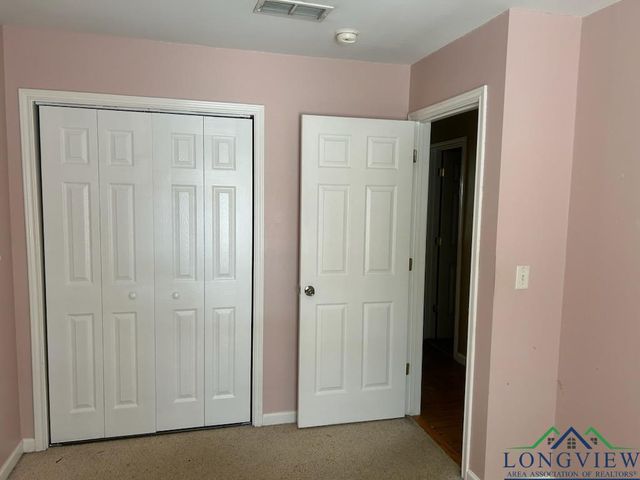 42 Wingwood Terrace, Marshall, TX 75670