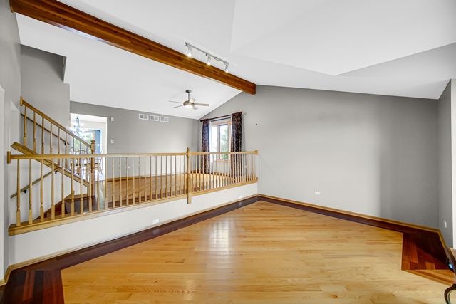 8544 Meadows Edge Trail, Tinley Park, IL 60487