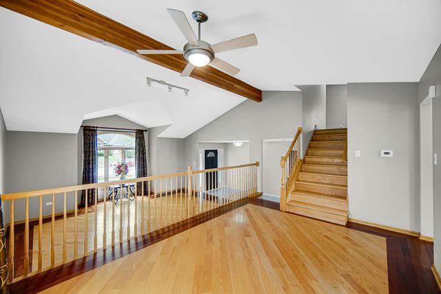 8544 Meadows Edge Trail, Tinley Park, IL 60487