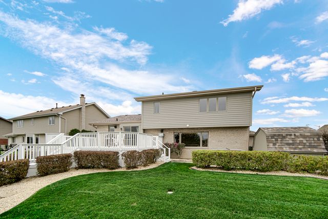 8544 Meadows Edge Trail, Tinley Park, IL 60487