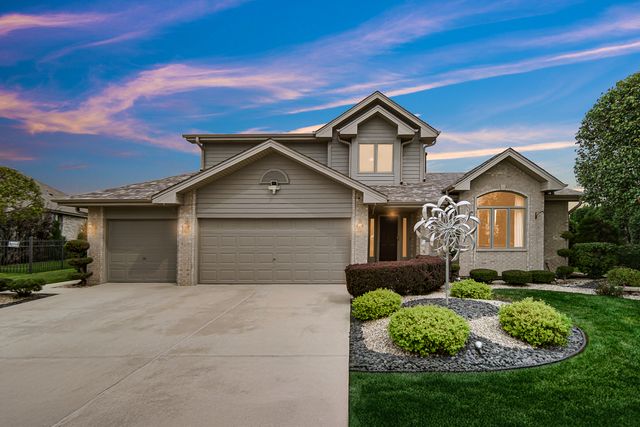 8544 Meadows Edge Trail, Tinley Park, IL 60487