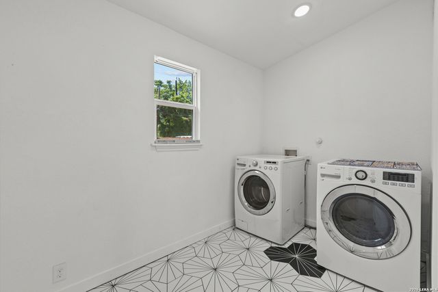 123 Castillo, San Antonio, TX 78210