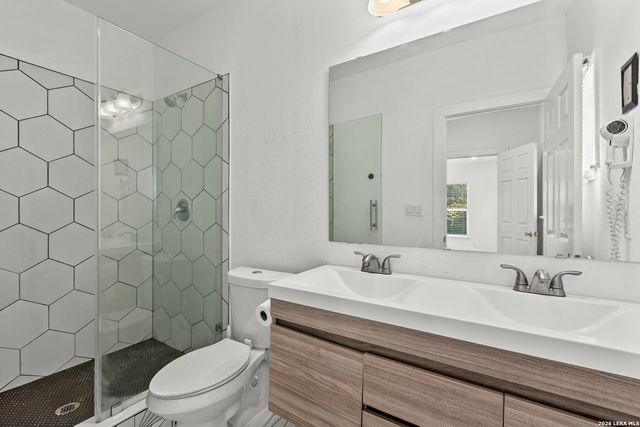 123 Castillo, San Antonio, TX 78210