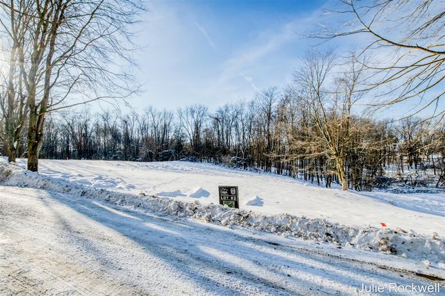 4268 Bradford Street, Grand Rapids, MI 49525