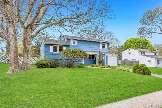 344 Boyle Road, Selden, NY 11784