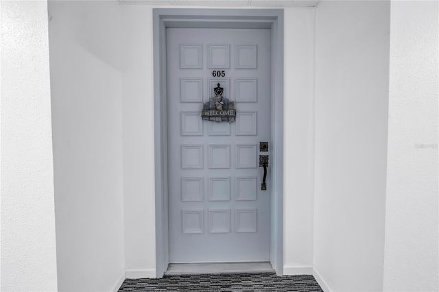 6265 SUN BOULEVARD 605, St Petersburg, FL 33715