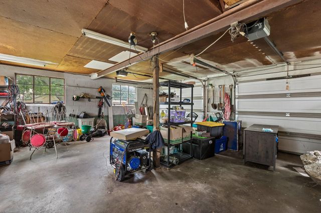 901 N 32ND Street, Council Bluffs, IA 51501