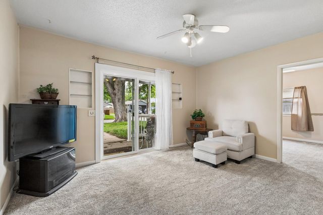 901 N 32ND Street, Council Bluffs, IA 51501