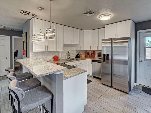 2178 PARK ROAD, Venice, FL 34293