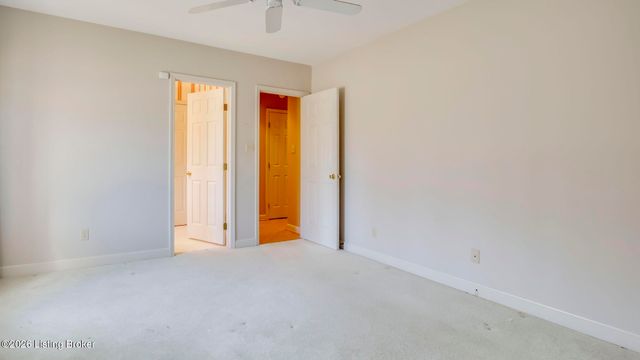 5605 Chenoweth Run Rd, Louisville, KY 40299