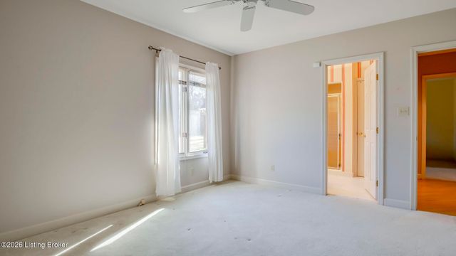 5605 Chenoweth Run Rd, Louisville, KY 40299