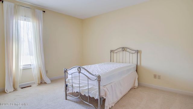 5605 Chenoweth Run Rd, Louisville, KY 40299