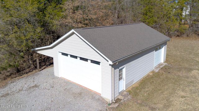 5605 Chenoweth Run Rd, Louisville, KY 40299