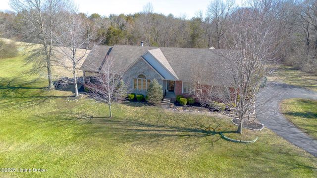 5605 Chenoweth Run Rd, Louisville, KY 40299