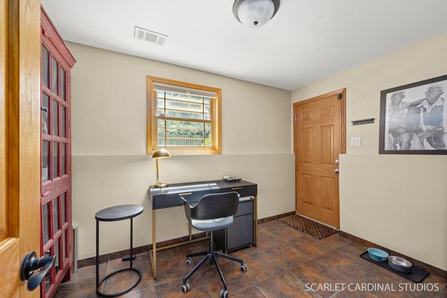 328 Spruce Drive, Naperville, IL 60540