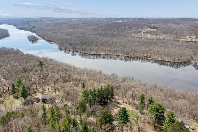 1636 River Road, St Croix Falls, WI 54024
