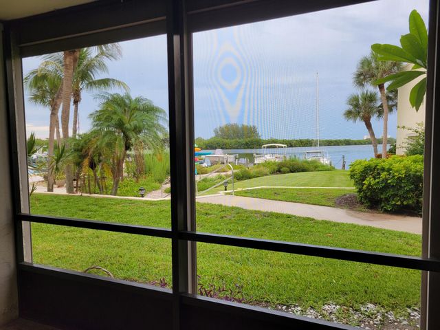 1611 Minutemen Causeway 111, Cocoa Beach, FL 32931