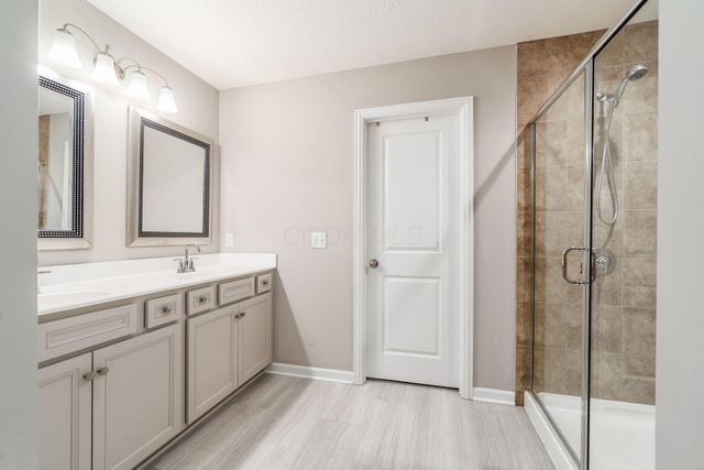 716 Holbrook Drive, Sunbury, OH 43074