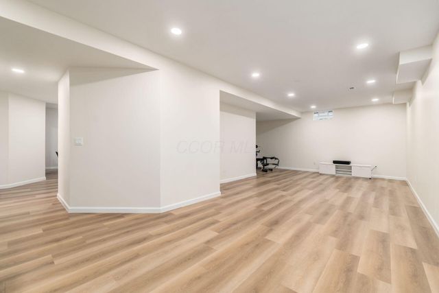 716 Holbrook Drive, Sunbury, OH 43074