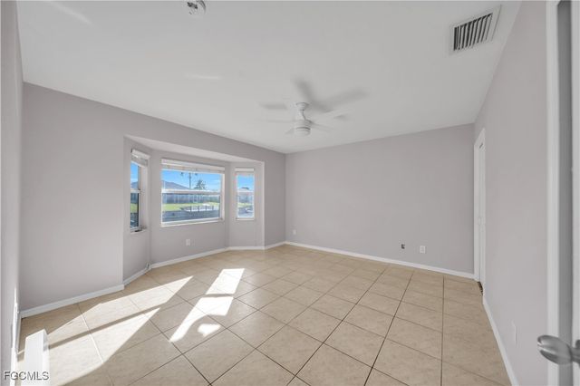 2032 NE 6th ST, Cape Coral, FL 33909