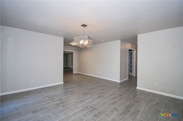 205 Tanglewood Road, Temple, TX 76502