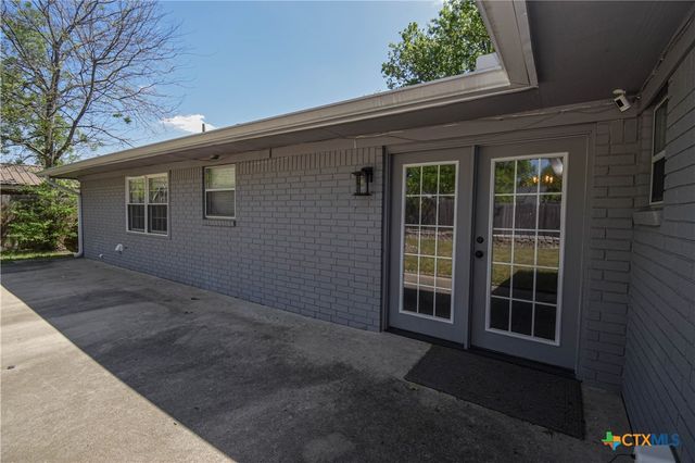 205 Tanglewood Road, Temple, TX 76502