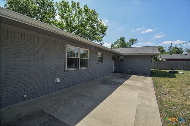 205 Tanglewood Road, Temple, TX 76502