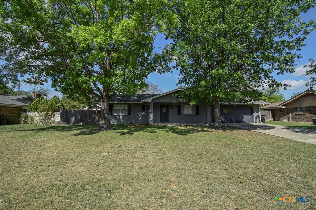 205 Tanglewood Road, Temple, TX 76502