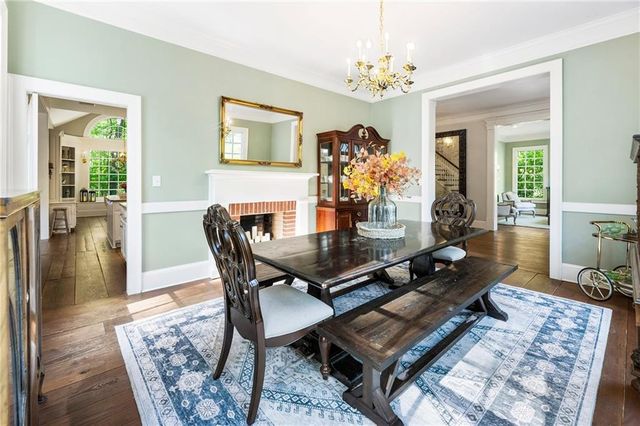 420 Fawn Glen Drive, Roswell, GA 30075