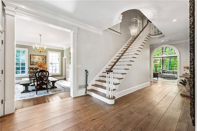 420 Fawn Glen Drive, Roswell, GA 30075