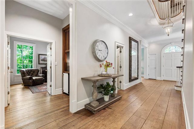 420 Fawn Glen Drive, Roswell, GA 30075