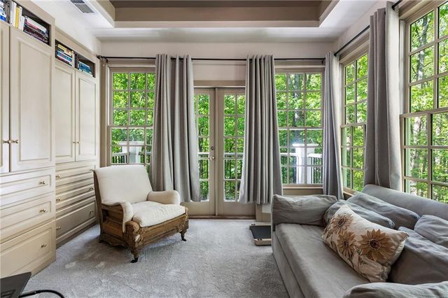 420 Fawn Glen Drive, Roswell, GA 30075