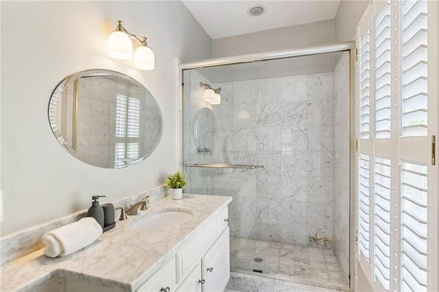 420 Fawn Glen Drive, Roswell, GA 30075